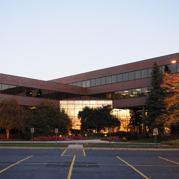 The front of the Deer Creek Corporate Center located in Brookfield, WI, and managed by the Zeller.